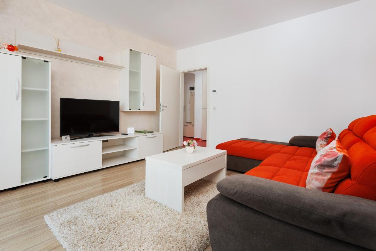 Brasov Holiday Apartments Luaran gambar